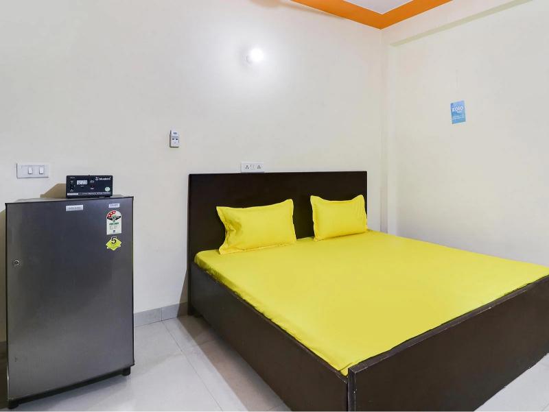 2 sharing room - PG in DLF Phase 3