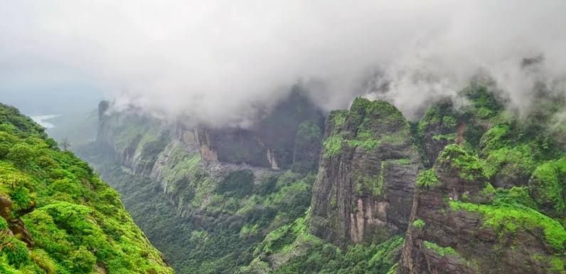 trekking places in Pune[Andharban Trek]
