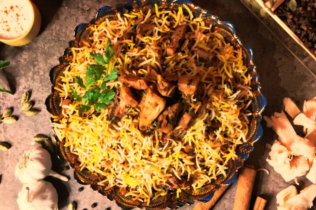 Awadhi/Lucknowi Biryani from Dum Durrust, Kaval Bairasandra, Best Biryani in Bangalore for Calcutta style.