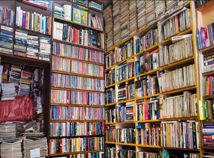 Saiesh Book Store: second hand books in pune
