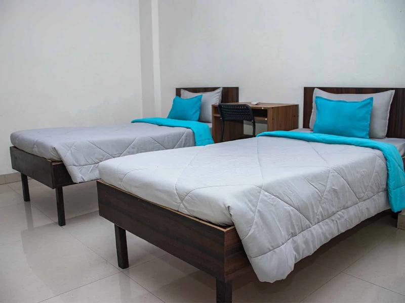 Bedroom: PG's in Delhi